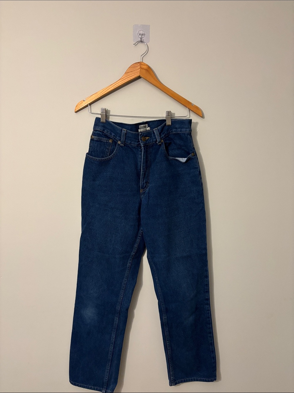 L.L. Bean Women's Straight Jeans in Dark Blue Denim